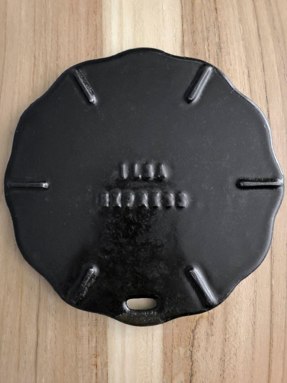 Vintage ILSA Enameled Cast Iron Heat Diffuser